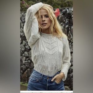 Doen Edna top in salt, size small.